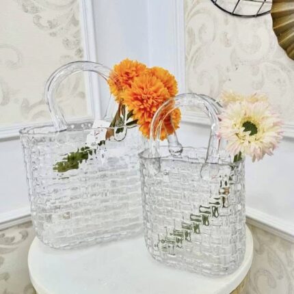 Vase transparent en forme de sac à main