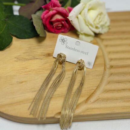 Boucles d’oreilles motif Love knot en acier inoxydable