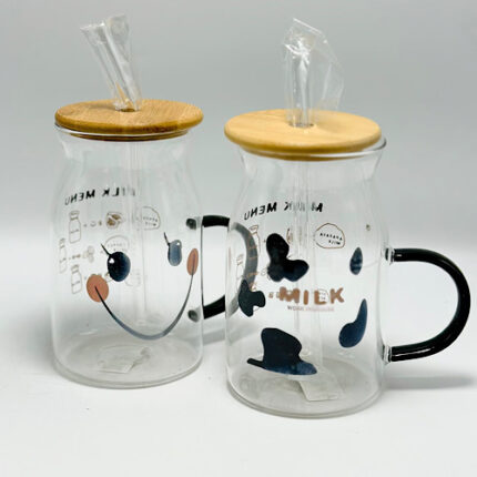 Mug avec couvercle et paille
