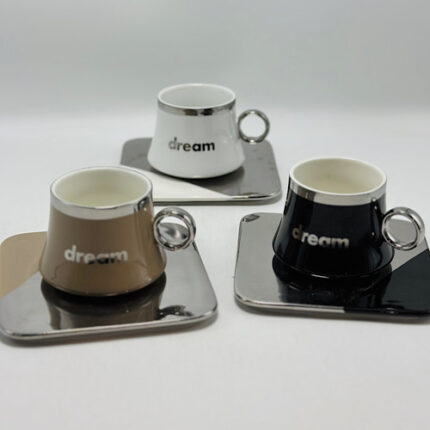 Tasse et sous tasse simple en céramique galvanisée