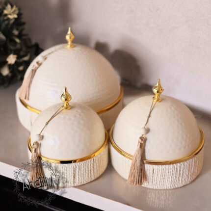 Trio de bonbonnière blanches style mauresque