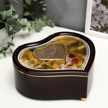 Boite à musique piano en forme de coeur & ballerina