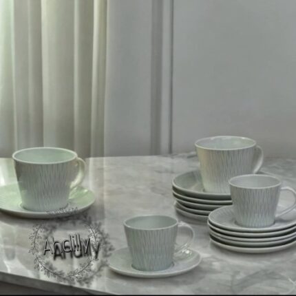Duo Tasse et Sous-Tasse en Porcelaine