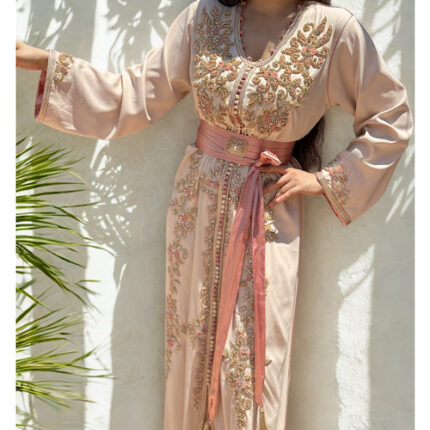 Caftan rose