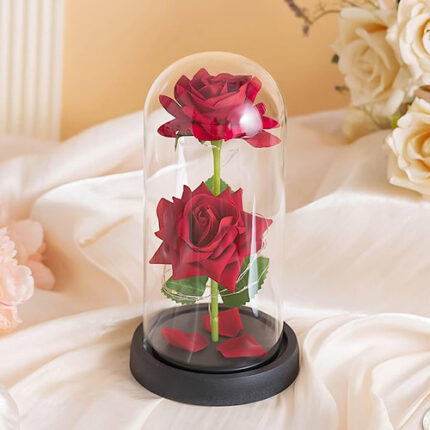 Cloche avec fleurs artificielle