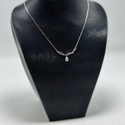 Collier en acier inoxydable pour femme motif