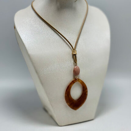 Collier en cordon avec pendentif style bohème