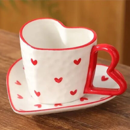 Tasse avec soucoupe en forme de Coeur